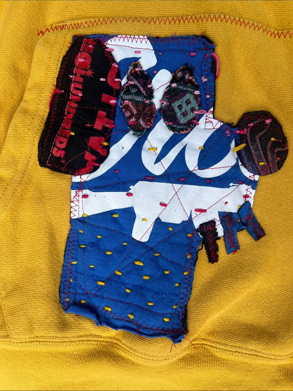 Custom Hoodie Golden Rod Yellow Mens Small Metallica Odd Dog Taz Crooks hundreds